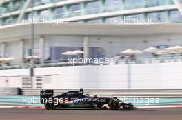 Sergio Perez (MEX) Sahara Force India F1 VJM08. 27.11.2015. Formula 1 World Championship, Rd 19, Abu Dhabi Grand Prix, Yas Marina Circuit, Abu Dhabi, Practice Day.