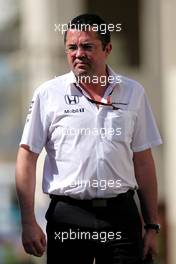 Eric Boullier (FRA), McLaren F1 Team   27.11.2015. Formula 1 World Championship, Rd 19, Abu Dhabi Grand Prix, Yas Marina Circuit, Abu Dhabi, Practice Day.