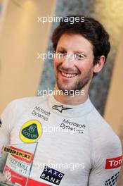 Romain Grosjean (FRA) Lotus F1 Team. 27.11.2015. Formula 1 World Championship, Rd 19, Abu Dhabi Grand Prix, Yas Marina Circuit, Abu Dhabi, Practice Day.