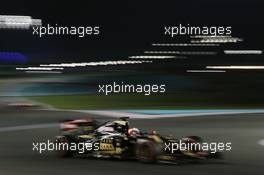 Romain Grosjean (FRA) Lotus F1 E23. 27.11.2015. Formula 1 World Championship, Rd 19, Abu Dhabi Grand Prix, Yas Marina Circuit, Abu Dhabi, Practice Day.
