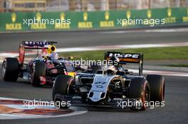 Nico Hulkenberg (GER) Sahara Force India F1 VJM08. 29.11.2015. Formula 1 World Championship, Rd 19, Abu Dhabi Grand Prix, Yas Marina Circuit, Abu Dhabi, Race Day.