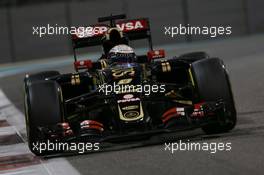 Romain Grosjean (FRA) Lotus F1 E23. 29.11.2015. Formula 1 World Championship, Rd 19, Abu Dhabi Grand Prix, Yas Marina Circuit, Abu Dhabi, Race Day.