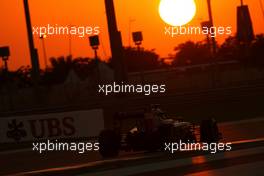 Max Verstappen (NL), Scuderia Toro Rosso  29.11.2015. Formula 1 World Championship, Rd 19, Abu Dhabi Grand Prix, Yas Marina Circuit, Abu Dhabi, Race Day.