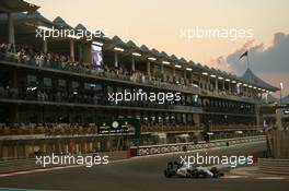 Valtteri Bottas (FIN) Williams FW37. 29.11.2015. Formula 1 World Championship, Rd 19, Abu Dhabi Grand Prix, Yas Marina Circuit, Abu Dhabi, Race Day.