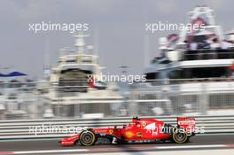 Kimi Raikkonen (FIN) Ferrari SF15-T. 28.11.2015. Formula 1 World Championship, Rd 19, Abu Dhabi Grand Prix, Yas Marina Circuit, Abu Dhabi, Qualifying Day.