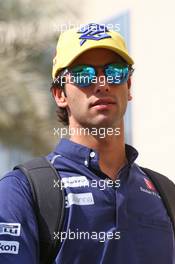 Felipe Nasr (BRA) Sauber F1 Team. 28.11.2015. Formula 1 World Championship, Rd 19, Abu Dhabi Grand Prix, Yas Marina Circuit, Abu Dhabi, Qualifying Day.