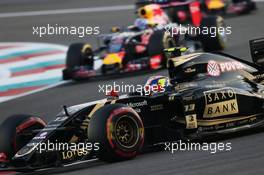 Pastor Maldonado (VEN) Lotus F1 E23. 28.11.2015. Formula 1 World Championship, Rd 19, Abu Dhabi Grand Prix, Yas Marina Circuit, Abu Dhabi, Qualifying Day.