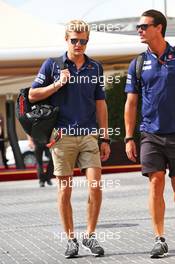 Marcus Ericsson (SWE) Sauber F1 Team. 28.11.2015. Formula 1 World Championship, Rd 19, Abu Dhabi Grand Prix, Yas Marina Circuit, Abu Dhabi, Qualifying Day.