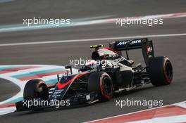 Jenson Button (GBR) McLaren MP4-30. 28.11.2015. Formula 1 World Championship, Rd 19, Abu Dhabi Grand Prix, Yas Marina Circuit, Abu Dhabi, Qualifying Day.