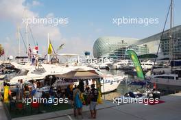 Boats in the harbour. 28.11.2015. Formula 1 World Championship, Rd 19, Abu Dhabi Grand Prix, Yas Marina Circuit, Abu Dhabi, Qualifying Day.