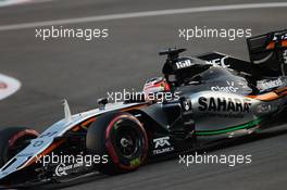 Nico Hulkenberg (GER) Sahara Force India F1 VJM08. 28.11.2015. Formula 1 World Championship, Rd 19, Abu Dhabi Grand Prix, Yas Marina Circuit, Abu Dhabi, Qualifying Day.