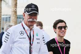 Dr. Dieter Zetsche (GER) Daimler AG CEO. 28.11.2015. Formula 1 World Championship, Rd 19, Abu Dhabi Grand Prix, Yas Marina Circuit, Abu Dhabi, Qualifying Day.