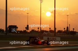 Nico Hulkenberg (GER) Sahara Force India F1 VJM08. 28.11.2015. Formula 1 World Championship, Rd 19, Abu Dhabi Grand Prix, Yas Marina Circuit, Abu Dhabi, Qualifying Day.