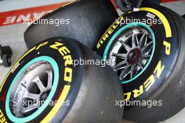 Mercedes AMG F1 Pirelli tyres. 28.11.2015. Formula 1 World Championship, Rd 19, Abu Dhabi Grand Prix, Yas Marina Circuit, Abu Dhabi, Qualifying Day.