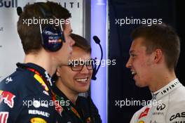 Daniil Kvyat (RUS) Red Bull Racing. 28.11.2015. Formula 1 World Championship, Rd 19, Abu Dhabi Grand Prix, Yas Marina Circuit, Abu Dhabi, Qualifying Day.