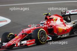 Kimi Raikkonen (FIN) Ferrari SF15-T. 28.11.2015. Formula 1 World Championship, Rd 19, Abu Dhabi Grand Prix, Yas Marina Circuit, Abu Dhabi, Qualifying Day.