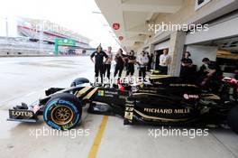 Pastor Maldonado (VEN) Lotus F1 E23 leaves the pits. 23.10.2015. Formula 1 World Championship, Rd 16, United States Grand Prix, Austin, Texas, USA, Practice Day.