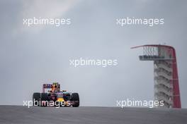 Daniil Kvyat (RUS) Red Bull Racing RB11. 23.10.2015. Formula 1 World Championship, Rd 16, United States Grand Prix, Austin, Texas, USA, Practice Day.