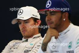 (L to R): Nico Rosberg (GER) Mercedes AMG F1 and Lewis Hamilton (GBR) Mercedes AMG F1 in the FIA Press Conference. 25.10.2015. Formula 1 World Championship, Rd 16, United States Grand Prix, Austin, Texas, USA, Race Day.