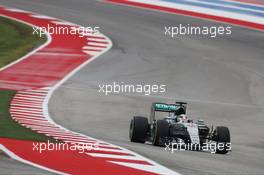 Lewis Hamilton (GBR) Mercedes AMG F1 W06. 25.10.2015. Formula 1 World Championship, Rd 16, United States Grand Prix, Austin, Texas, USA, Race Day.