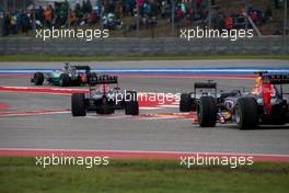 Daniil Kvyat (RUS) Red Bull Racing RB11. 25.10.2015. Formula 1 World Championship, Rd 16, United States Grand Prix, Austin, Texas, USA, Race Day.