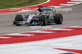 Lewis Hamilton (GBR) Mercedes AMG F1 W06. 25.10.2015. Formula 1 World Championship, Rd 16, United States Grand Prix, Austin, Texas, USA, Race Day.