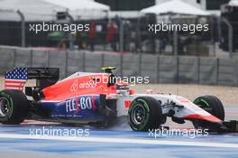 Alexander Rossi (USA) Manor Marussia F1 Team with damage at the start of the race. 25.10.2015. Formula 1 World Championship, Rd 16, United States Grand Prix, Austin, Texas, USA, Race Day.