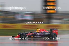 Daniil Kvyat (RUS) Red Bull Racing RB11. 24.10.2015. Formula 1 World Championship, Rd 16, United States Grand Prix, Austin, Texas, USA, Qualifying Day.