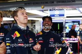 (L to R): Daniil Kvyat (RUS) Red Bull Racing with Christian Horner (GBR) Red Bull Racing Team Principal. 24.10.2015. Formula 1 World Championship, Rd 16, United States Grand Prix, Austin, Texas, USA, Qualifying Day.