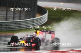 Daniel Ricciardo (AUS) Red Bull Racing RB11. 24.10.2015. Formula 1 World Championship, Rd 16, United States Grand Prix, Austin, Texas, USA, Qualifying Day.