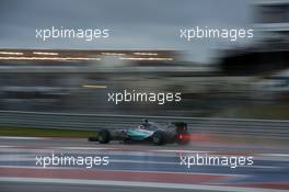 Nico Rosberg (GER) Mercedes AMG in the qualifying session. 25.10.2015. Formula 1 World Championship, Rd 16, United States Grand Prix, Austin, Texas, USA, Race Day.
