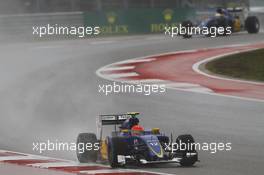 Felipe Nasr (BRA) Sauber C34 in the qualifying session. 25.10.2015. Formula 1 World Championship, Rd 16, United States Grand Prix, Austin, Texas, USA, Race Day.