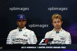 (L to R): Lewis Hamilton (GBR) Mercedes AMG F1 and team mate Nico Rosberg (GER) Mercedes AMG F1 in the post qualifying FIA Press Conference. 25.10.2015. Formula 1 World Championship, Rd 16, United States Grand Prix, Austin, Texas, USA, Race Day.