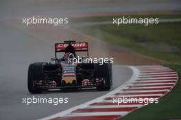 Max Verstappen (NLD) Scuderia Toro Rosso STR10 in the qualifying session. 25.10.2015. Formula 1 World Championship, Rd 16, United States Grand Prix, Austin, Texas, USA, Race Day.
