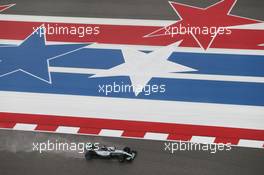 Lewis Hamilton (GBR) Mercedes AMG F1 W06 in the qualifying session. 25.10.2015. Formula 1 World Championship, Rd 16, United States Grand Prix, Austin, Texas, USA, Race Day.