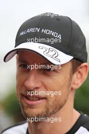 Jenson Button (GBR) McLaren. 22.10.2015. Formula 1 World Championship, Rd 16, United States Grand Prix, Austin, Texas, USA, Preparation Day.