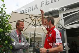 James Allison (GBR) Ferrari Chassis Technical Director (Right). 22.10.2015. Formula 1 World Championship, Rd 16, United States Grand Prix, Austin, Texas, USA, Preparation Day.