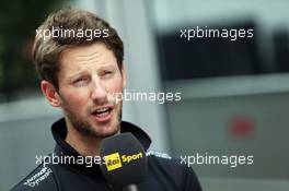 Romain Grosjean (FRA) Lotus F1 Team. 22.10.2015. Formula 1 World Championship, Rd 16, United States Grand Prix, Austin, Texas, USA, Preparation Day.