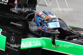 Race 1, Richie  Stanaway (NZL) Status Grand Prix 18.04.2015. GP2 Series, Rd 1, Sakhir, Bahrain,Saturday.