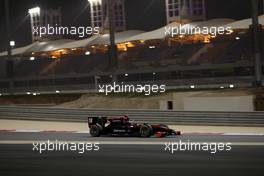 Qualifying, Sergey Sirotkin (RUS) Rapax 17.04.2015. GP2 Series, Rd 1, Sakhir, Bahrain, Friday.