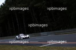 Nico Hülkenberg, Nick Tandy, Earl Bamber #19 Porsche Team Porsche 919 Hybrid 10.06.2015. Le Mans 24 Hour, Practice, Le Mans, France.
