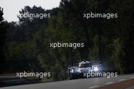 Nico Hülkenberg, Nick Tandy, Earl Bamber #19 Porsche Team Porsche 919 Hybrid 13.06.2015. Le Mans 24 Hour, Warm Up, Le Mans, France.