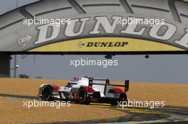 Marcel Fässler, Andre Lotterer, Benoit Tréluyer #7 Audi Sport Team Joest Audi R18 e-tron quattro 13.06.2015. Le Mans 24 Hour, Race, Le Mans, France.