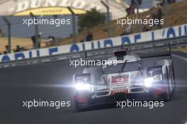 René Rast, Filipe Albuquerque, Marco Bonanomi #9 Audi Sport Team Joest Audi R18 e-tron quattro 14.06.2015. Le Mans 24 Hour, Race, Le Mans, France.