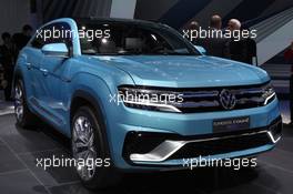 Volkswagen Cross CoupÃ© GTE Concept 12-13.01.2015. North American International Auto Show, Detroit, USA. www.xpbimages.com, EMail: requests@xpbimages.com - copy of publication required for printed pictures. Every used picture is fee-liable. © Copyright: Photo4 / XPB Images