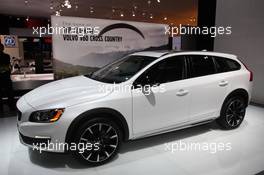 Volvo V60 Cross Country 12-13.01.2015. North American International Auto Show, Detroit, USA. www.xpbimages.com, EMail: requests@xpbimages.com - copy of publication required for printed pictures. Every used picture is fee-liable. © Copyright: Photo4 / XPB Images