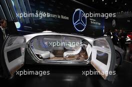 Mercedes F015 12-13.01.2015. North American International Auto Show, Detroit, USA. www.xpbimages.com, EMail: requests@xpbimages.com - copy of publication required for printed pictures. Every used picture is fee-liable. © Copyright: Photo4 / XPB Images