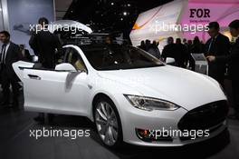 Tesla Model S 12-13.01.2015. North American International Auto Show, Detroit, USA. www.xpbimages.com, EMail: requests@xpbimages.com - copy of publication required for printed pictures. Every used picture is fee-liable. © Copyright: Photo4 / XPB Images