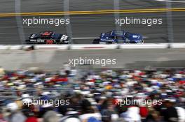 Dale Earnhardt Jr., Hendrick Motorsports Chevrolet, Martin Truex Jr., Furniture Row Racing Chevrolet 22.02.2015, NASCAR Daytona 500 Race, Daytona International Speedway