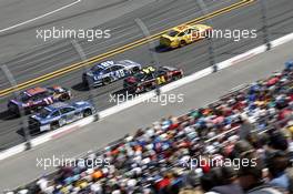 Race Action, Joey Logano, Team Penske Ford leads 22.02.2015, NASCAR Daytona 500 Race, Daytona International Speedway